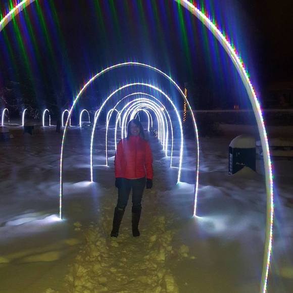 Meet your Posher, Lisa - Picture 1 of 1